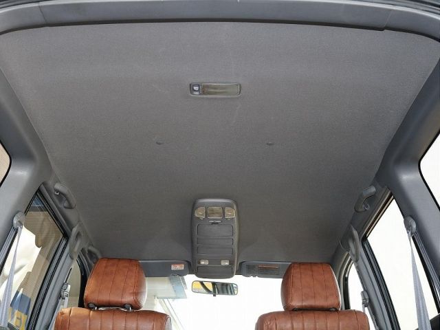 LANDCRUISER van