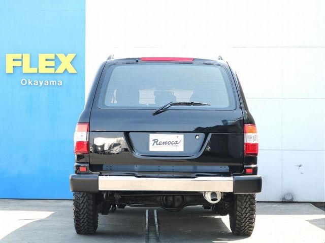 LANDCRUISER van