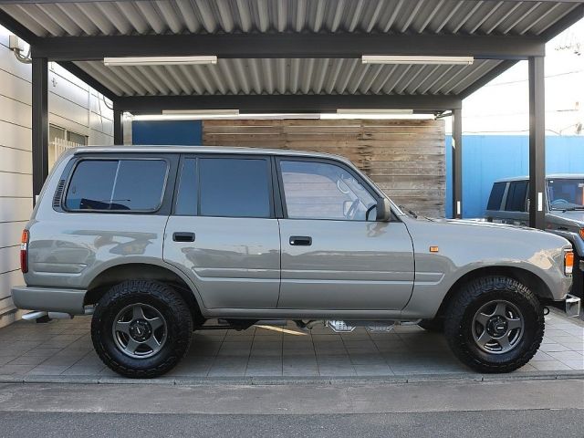 LANDCRUISER wagon