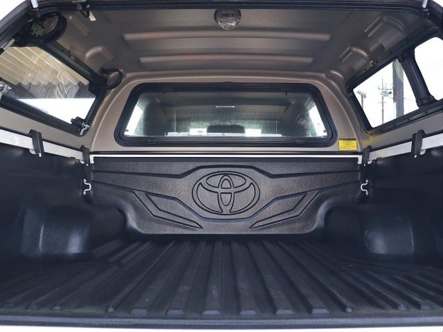 HILUX 4WD
