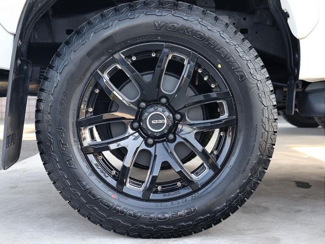 HILUX 4WD