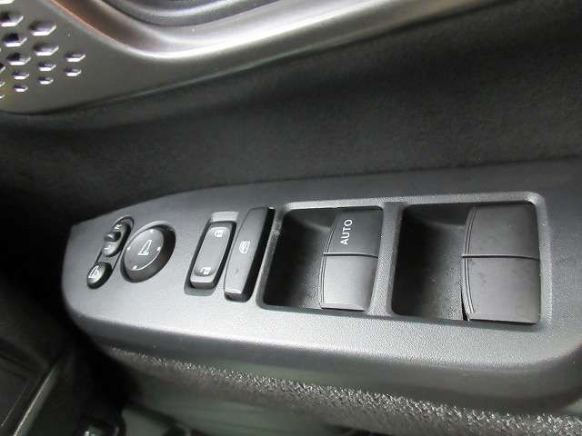 N-BOX CUSTOM