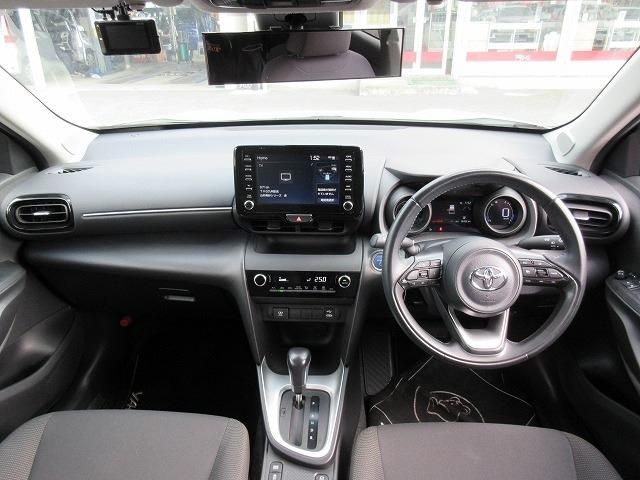 YARIS CROSS HYBRID