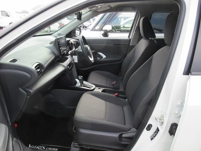 YARIS CROSS HYBRID