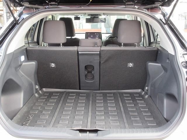 YARIS CROSS HYBRID