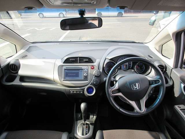FIT HYBRID
