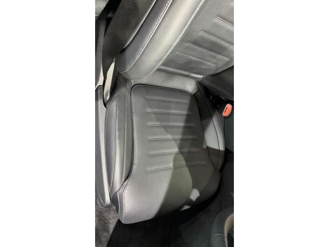 MERCEDES BENZ C class sedan