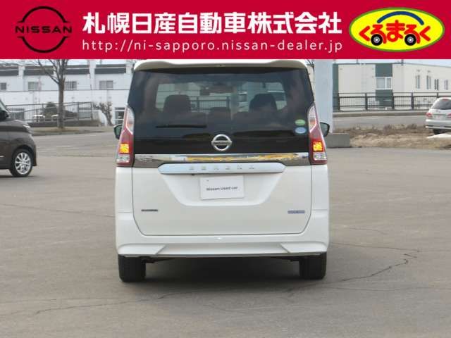 SERENA  S-HYBRID 4WD