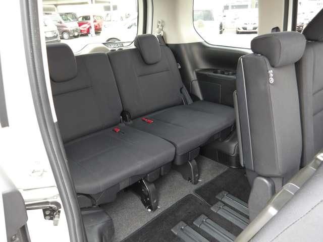 SERENA  S-HYBRID 4WD