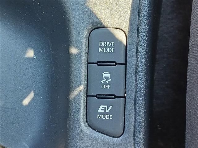 YARIS HYBRID