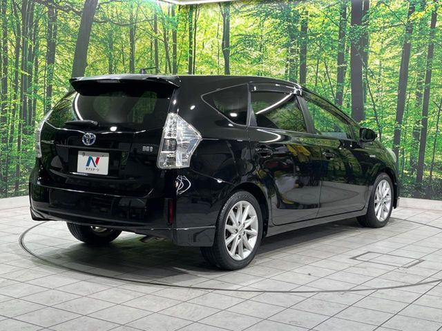 PRIUS Alpha