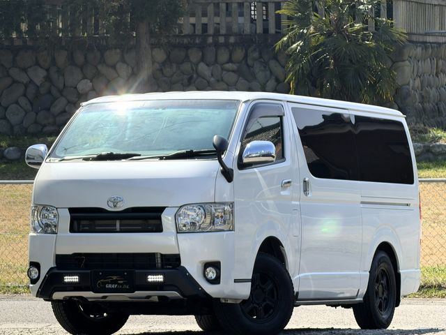 HIACE van 4WD