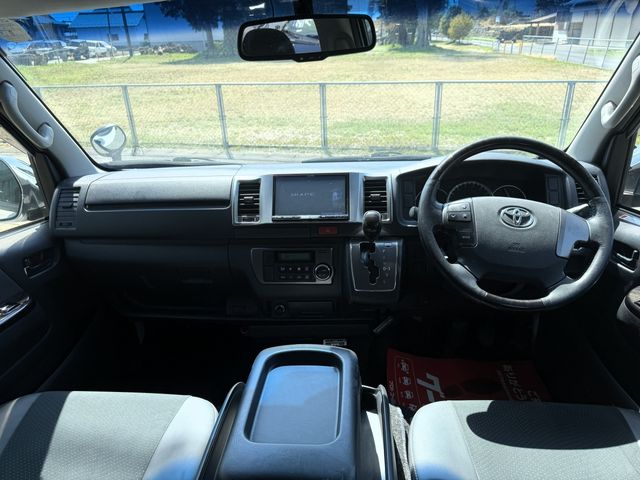 HIACE van 4WD