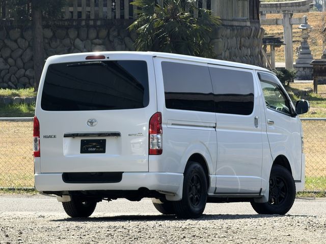 HIACE van 4WD