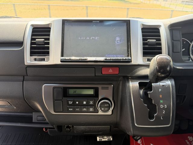 HIACE van 4WD