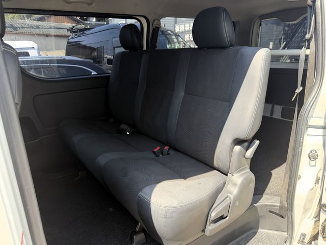 HIACE van 4WD