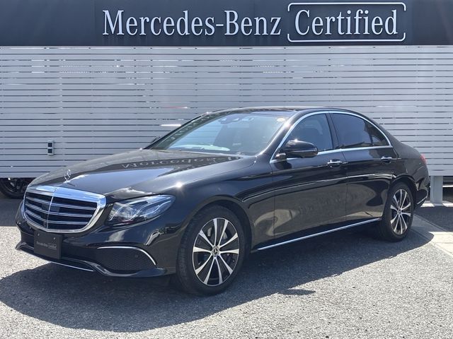 MERCEDES BENZ E-Class sedan