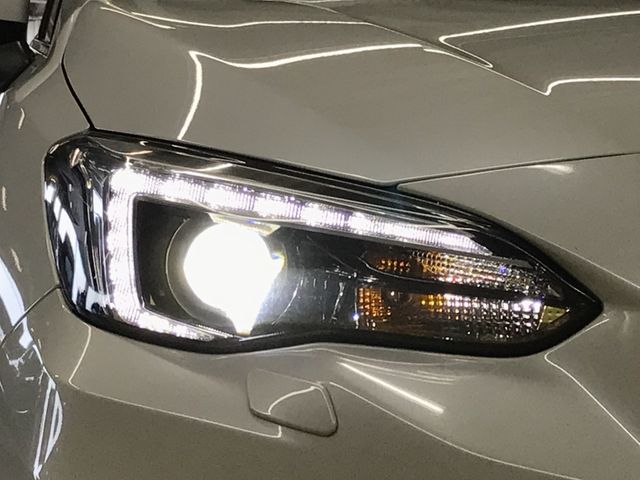 SUBARU XV HYBRID