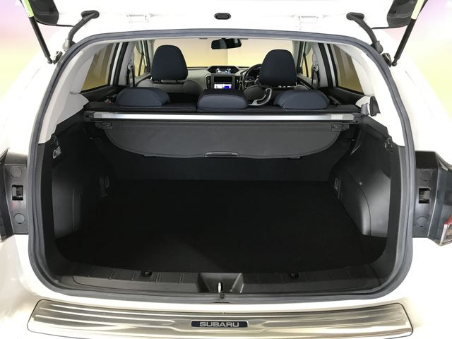 SUBARU XV HYBRID