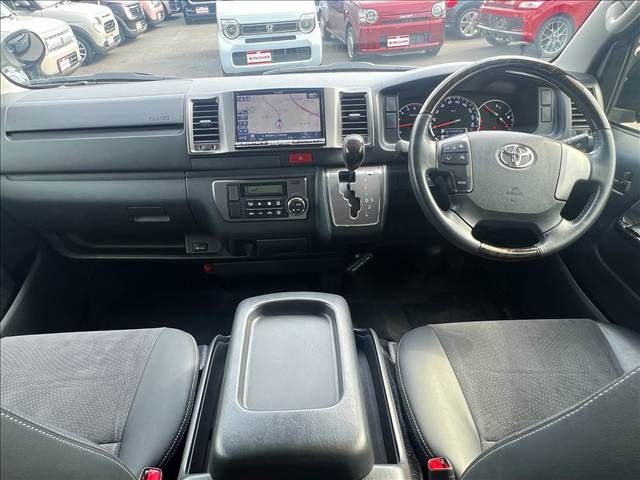 HIACE van 4WD