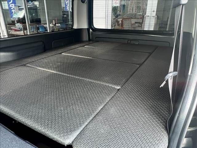 HIACE van 4WD