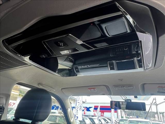 HIACE van 4WD