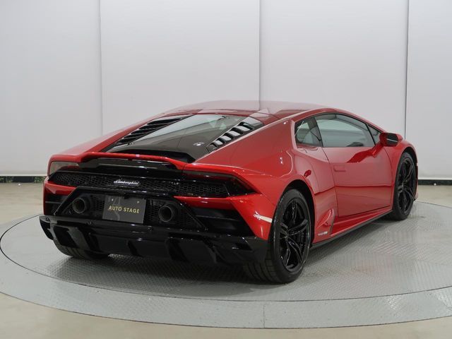 LAMBORGHINI HURACAN