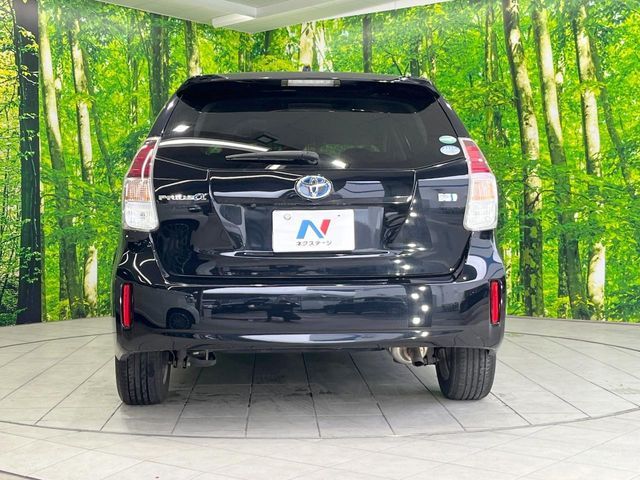 PRIUS Alpha