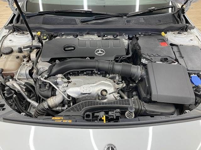 MERCEDES BENZ A-class sedan
