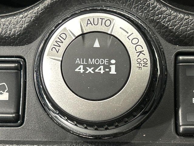 X-TRAIL HYBRID 4WD