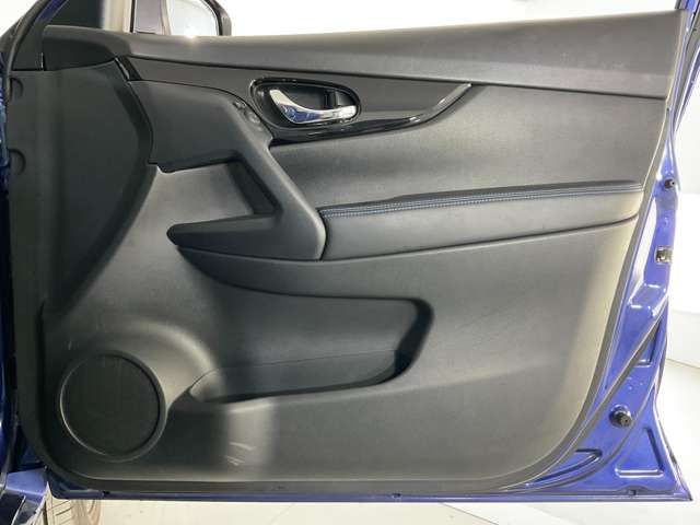 X-TRAIL 2WD
