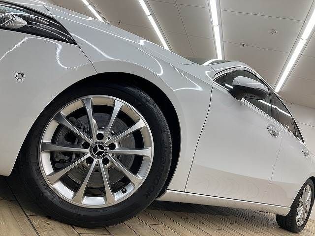 MERCEDES BENZ A class sedan