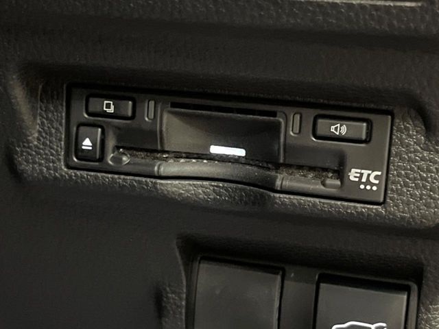 COROLLA CROSS HYBRID