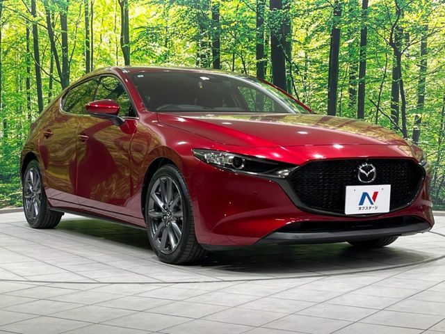 MAZDA3 FASTBACK