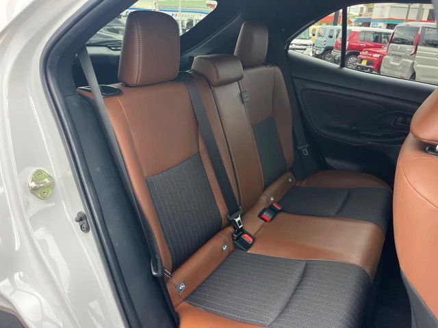 YARIS CROSS HYBRID