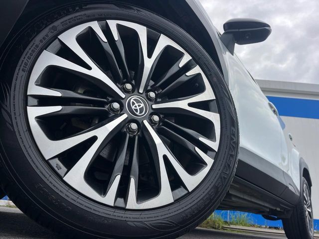 YARIS CROSS HYBRID