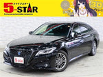 CROWN sedan hybrid