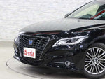 CROWN sedan hybrid