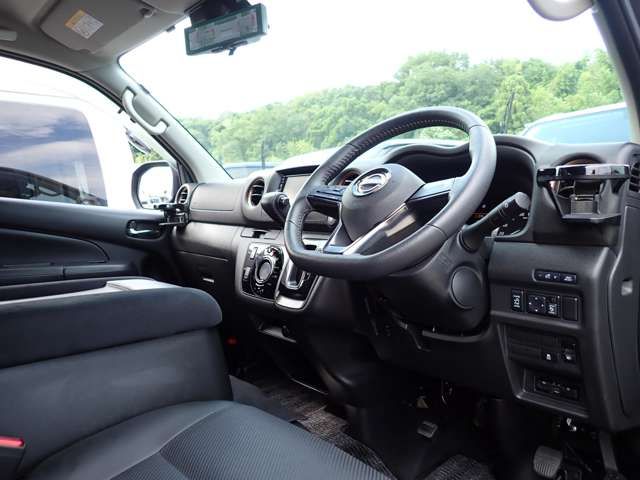 CARAVAN van 2WD