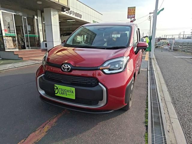 SIENTA HYBRID