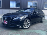 CROWN sedan hybrid