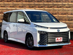 VOXY HYBRID