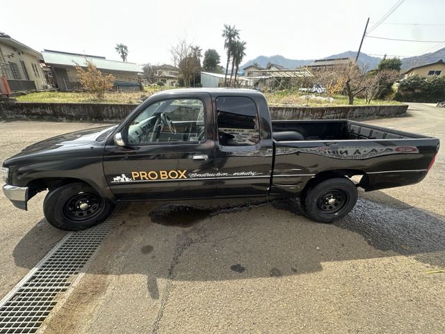 HILUX 2WD
