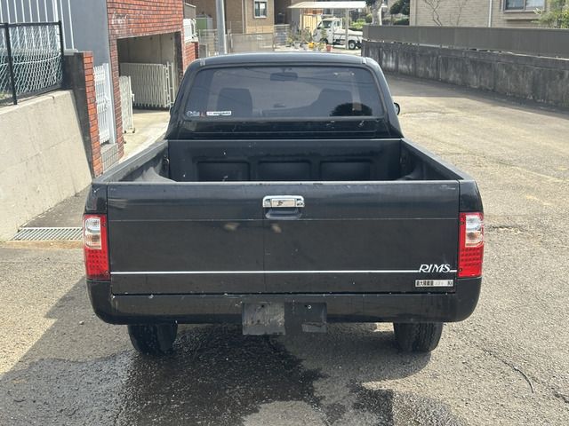 HILUX 2WD