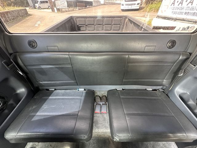 HILUX 2WD