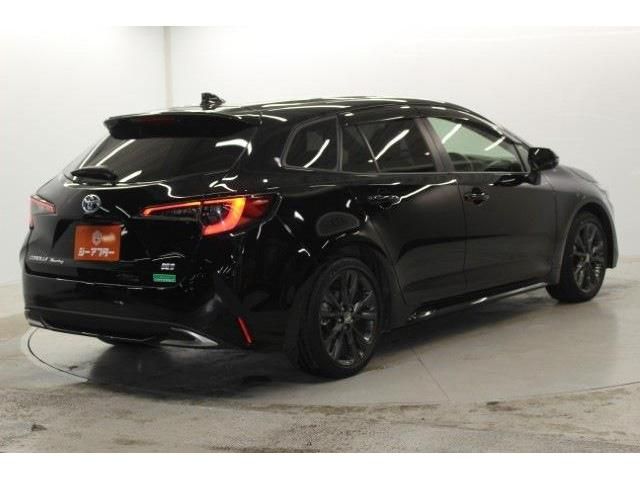 COROLLA TOURING HYBRID