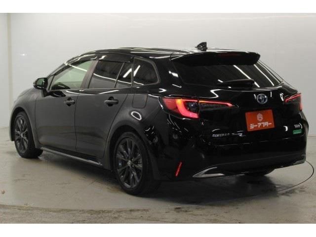 COROLLA TOURING HYBRID