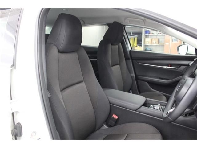 MAZDA3 SEDAN
