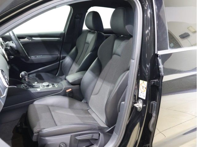 AUDI A3 Sedan