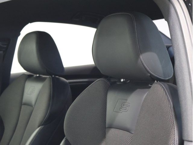 AUDI A3 Sedan